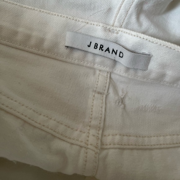 J Brand Ivy white distressed short - run big - Picture 6 of 9